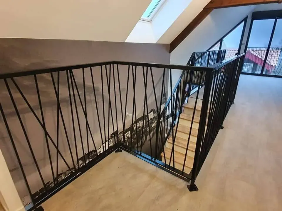 garde-corps-terrasse-acier.jpg